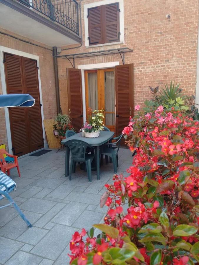 Bed and Breakfast A Casa Di Bianca Portacomaro Exterior foto